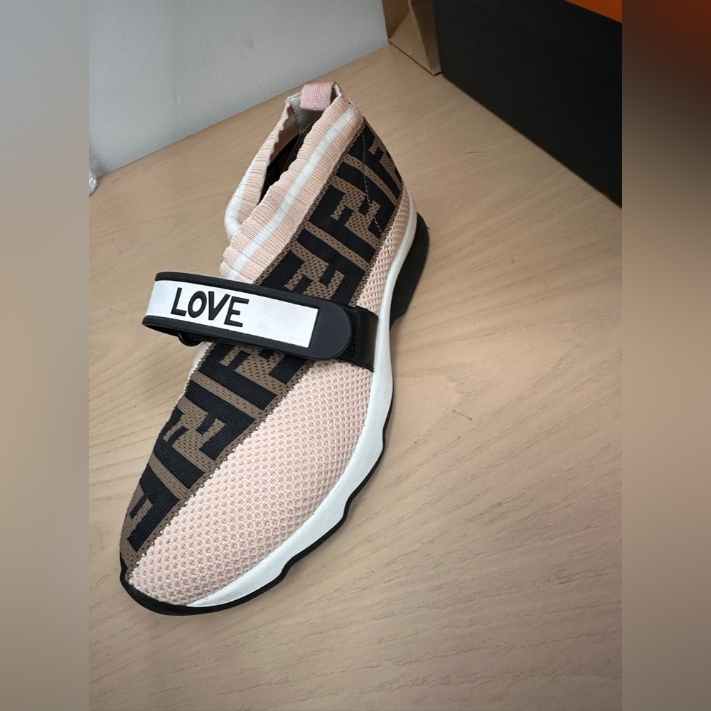 Fendi Sz 36 Designer Sneakers